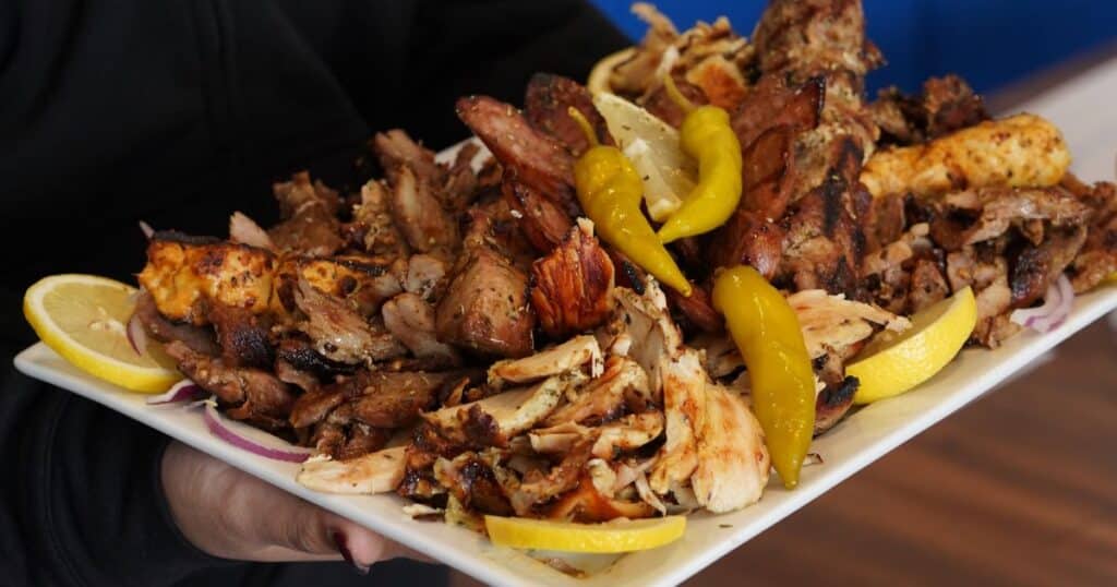 Comment les restaurants grecs restent authentiques