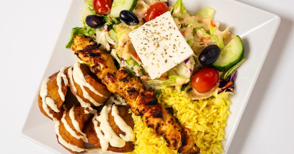 Quels sont les Ingrédients du Soukvlaki de Poulet Authentique?