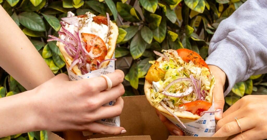 Optez pour des repas de style grec de rue