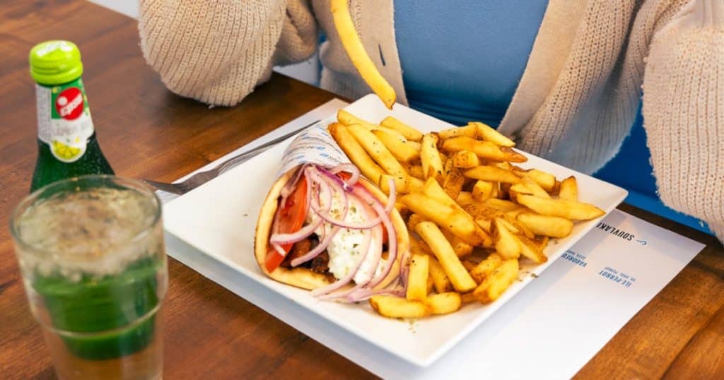 Which Flavor Goes with Which Greek Plate?